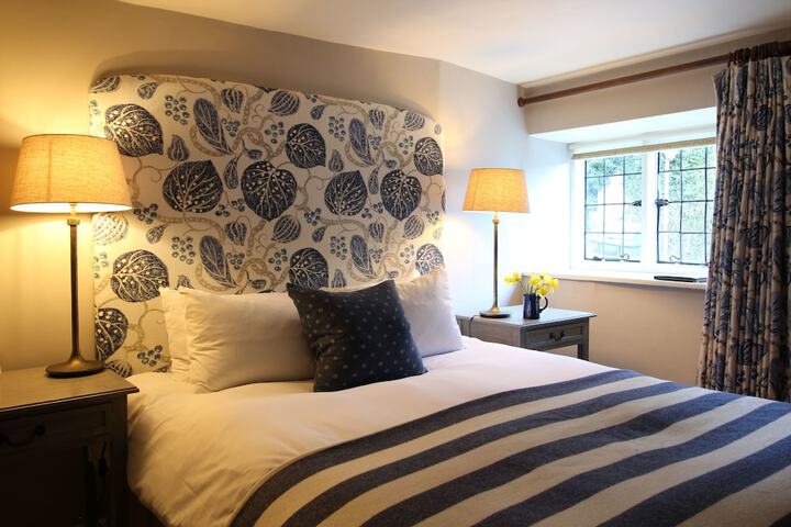 Room 10 of 62