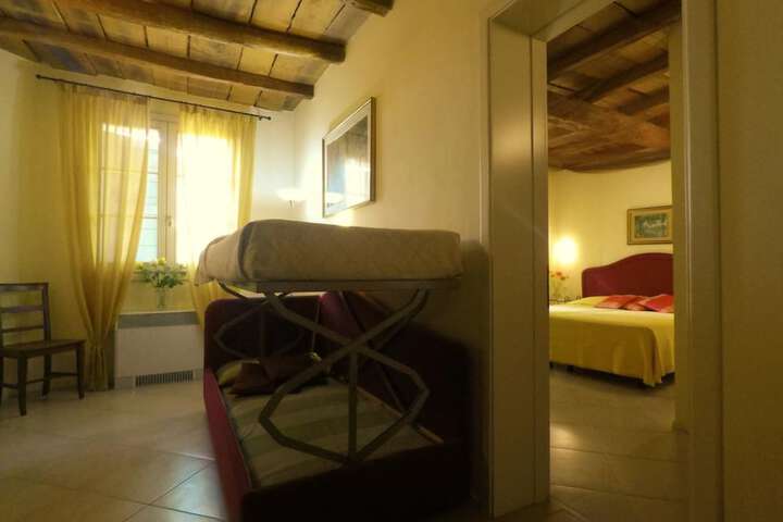 Room 6 of 47