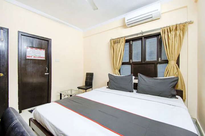 Room 8 of 22