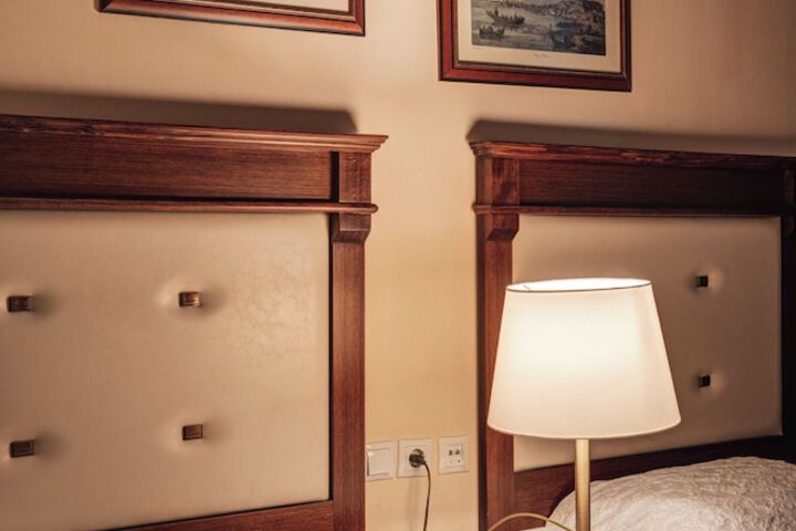 Room 46 of 93
