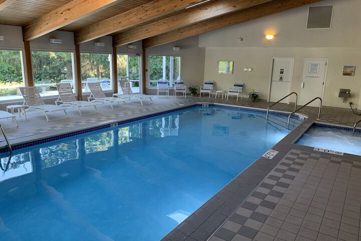 Pool 14 of 14