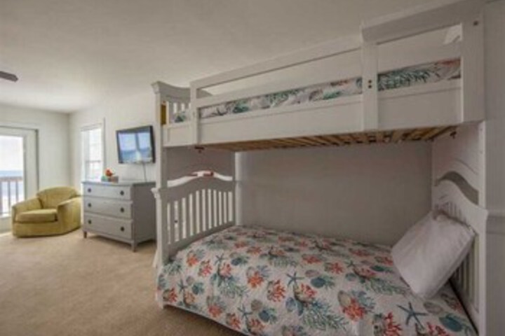 Room 19 of 22