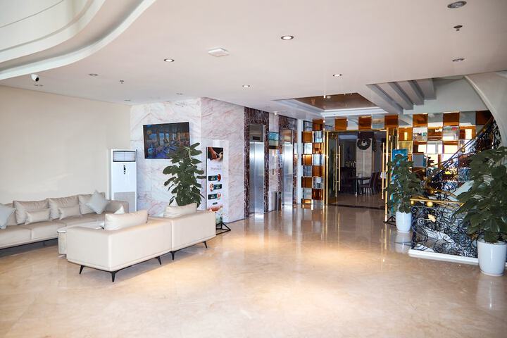 Lobby Photos