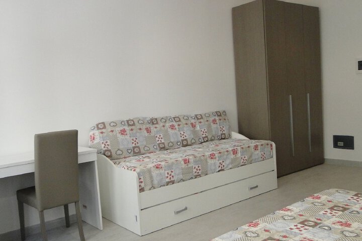Room 5 of 22