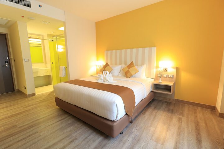 Room 3 of 45