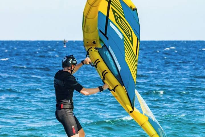 Surfing/boogie boarding