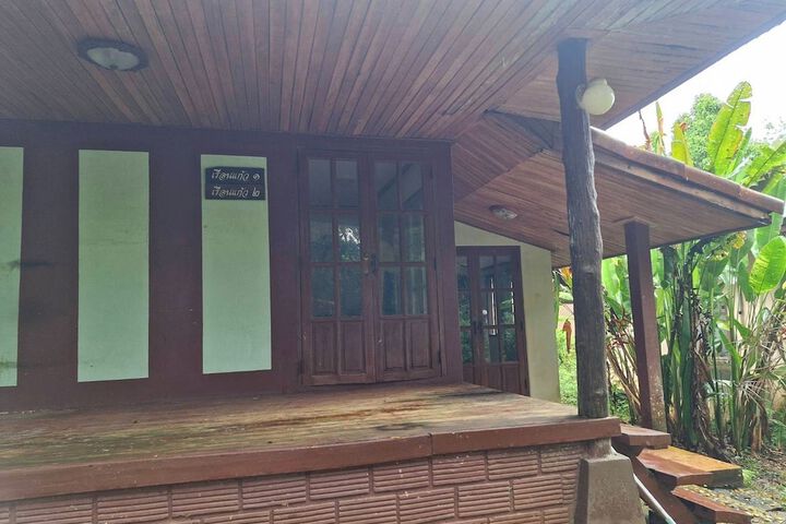 Hotel Exterior 119 of 125