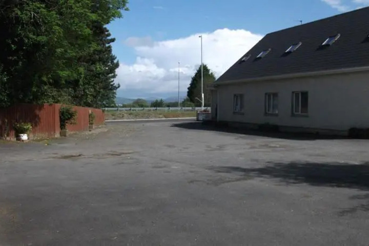 BANKS OF THE FAUGHAN MOTEL