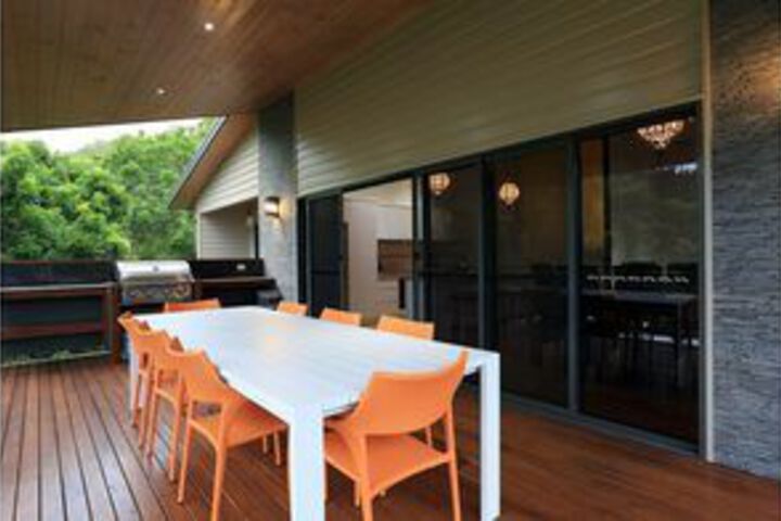 Terrace/Patio 6 of 16