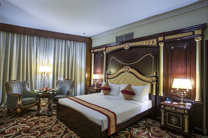Room 15 of 65