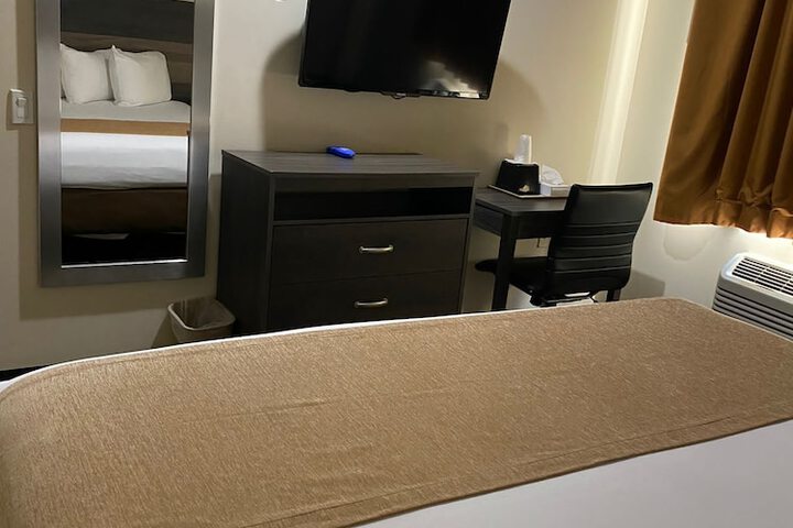 Room 7 of 31