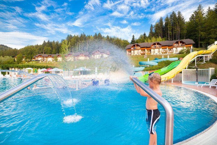 Hotel Pool