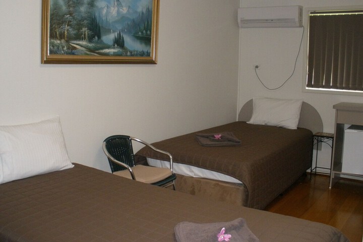 Room 8 of 55