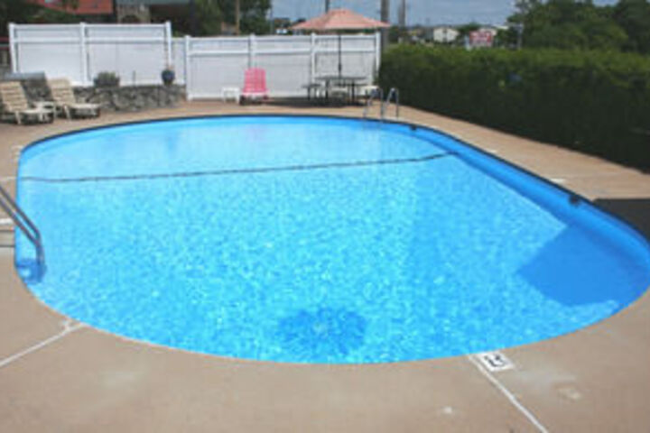 Pool 41 of 50