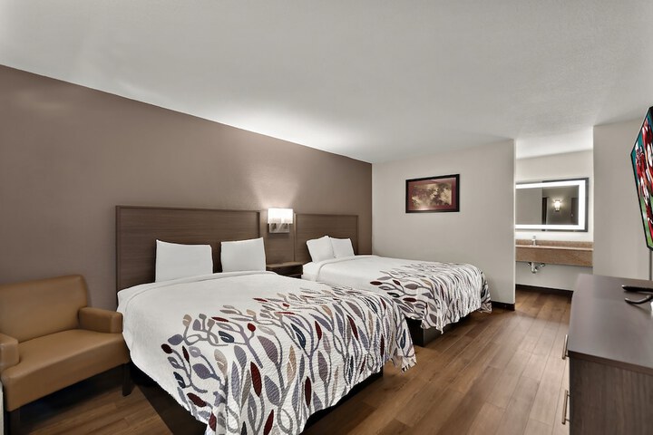 Deluxe 2 Queen Beds Second Floor (4 of 10)