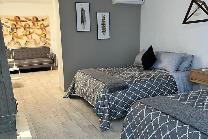 Room 4 of 47