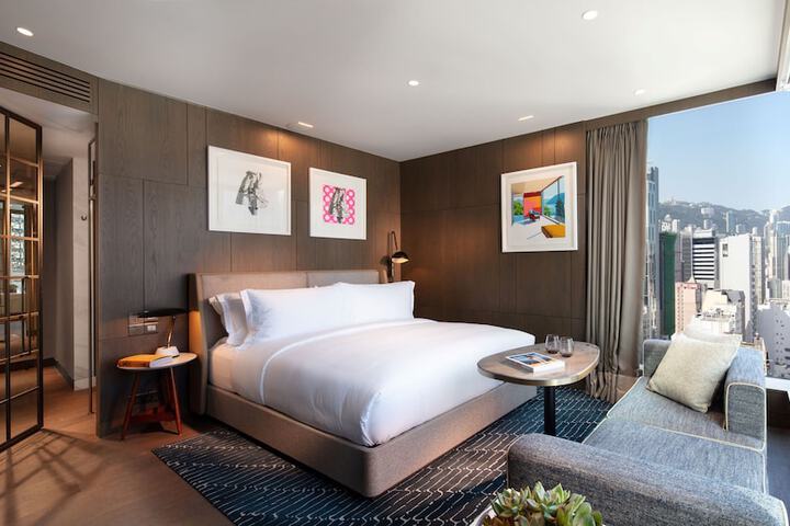 Room 10 of 49