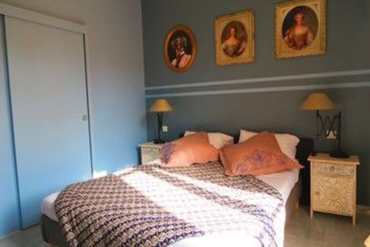Room 7 of 17