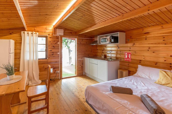 Room 6 of 32