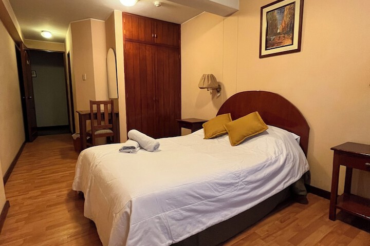 Room 30 of 69