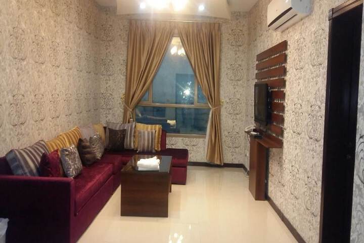 Room 14 of 18