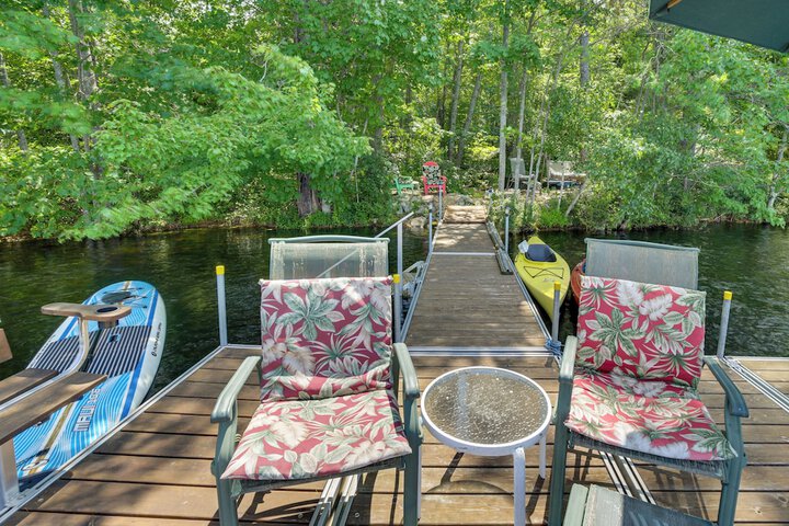 Maine Cottage w / Dock & Kayaks Near Augusta!