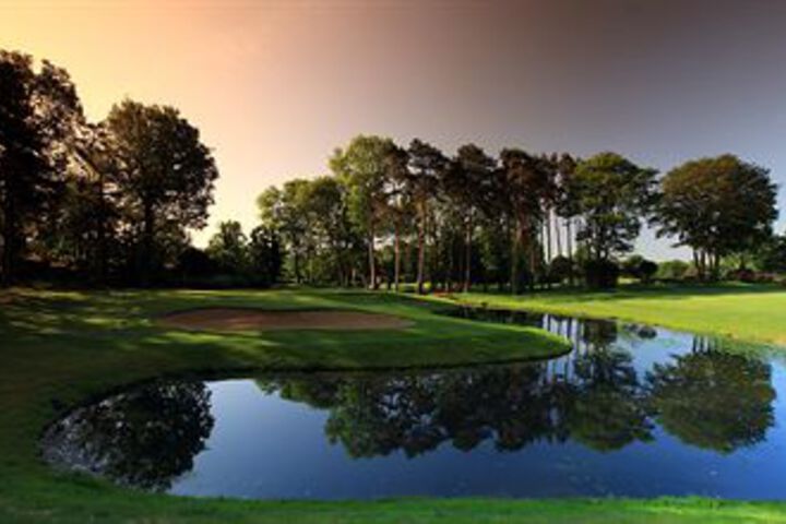 Hotel 11 of 72