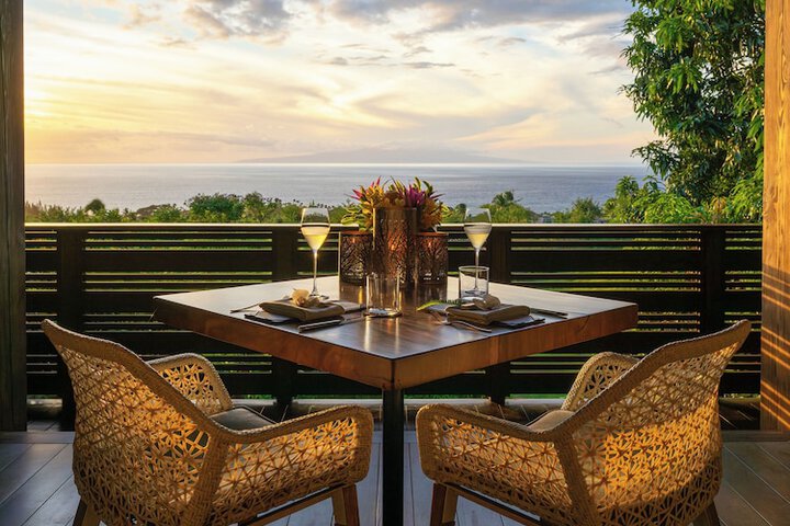 Couples dining