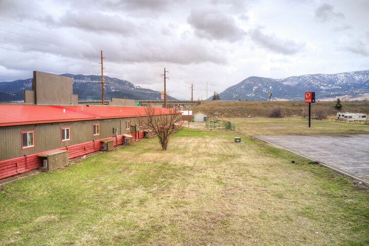Room 18 of 26