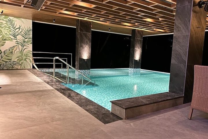 Pool 35 of 56
