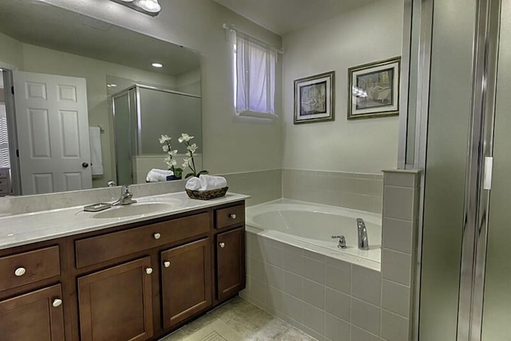 Room 125 of 221