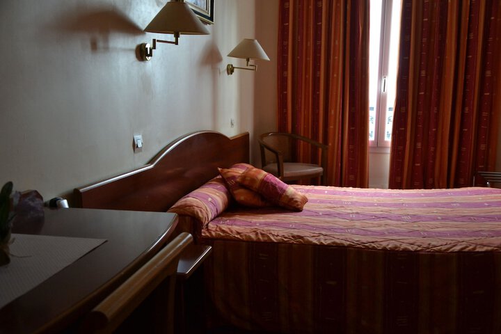 Room 18 of 70