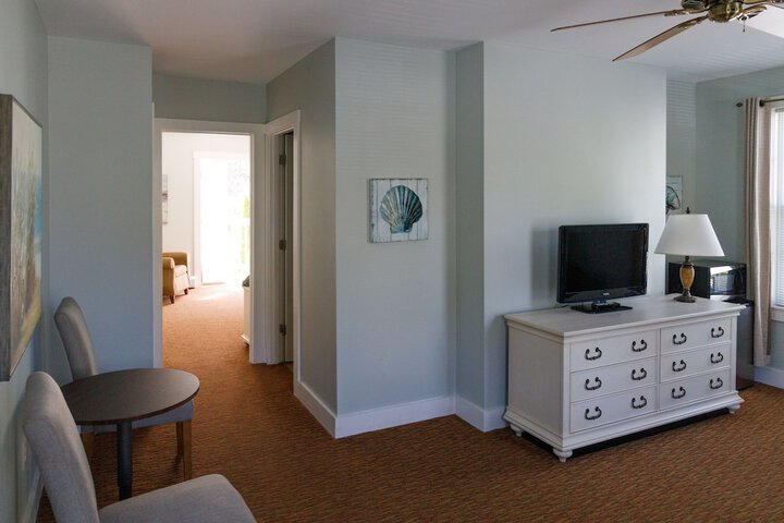 Room 31 of 82