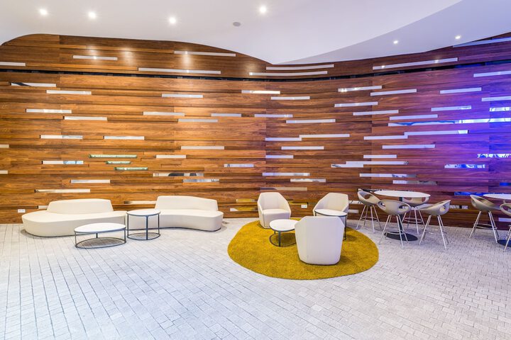 Guest Lobby