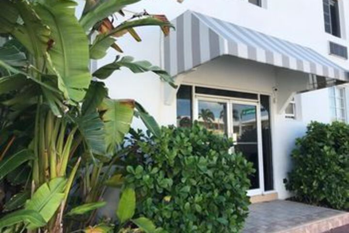 Harding Miami Beach Apartments in Miami Beach, FL