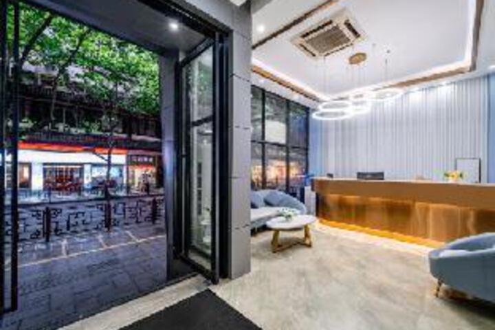 Biyun Lanting Hotel (Zunyi Huizhi)