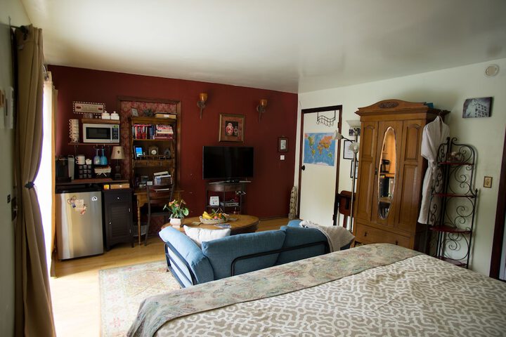 Room 3 of 19
