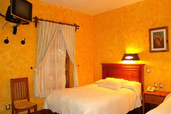 Room 11 of 31