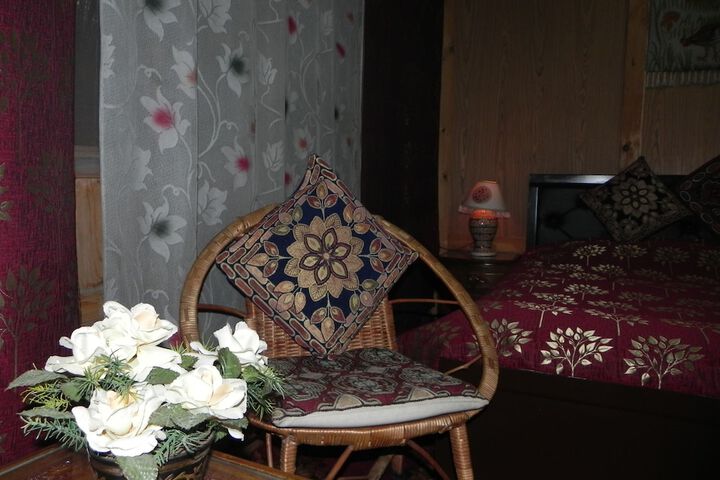 Room 13 of 45