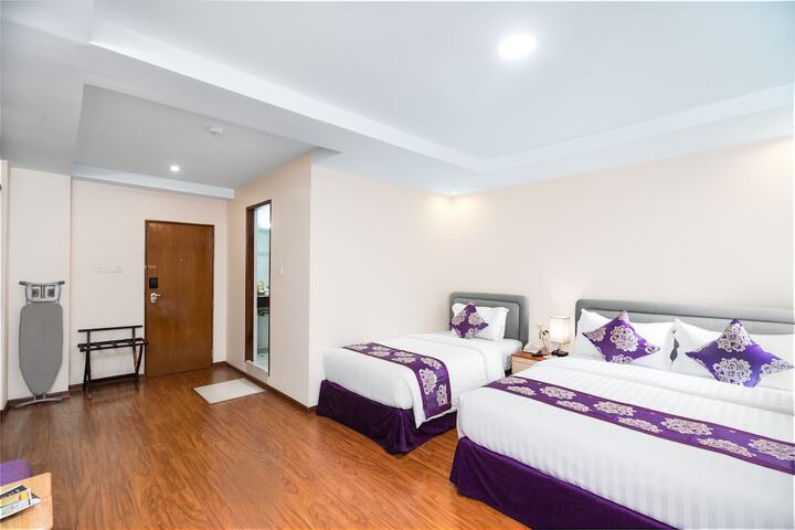 Room 8 of 36