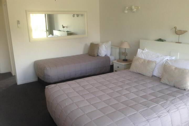 Room 16 of 57