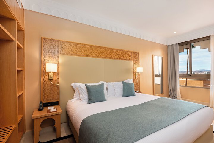 Room 21 of 39