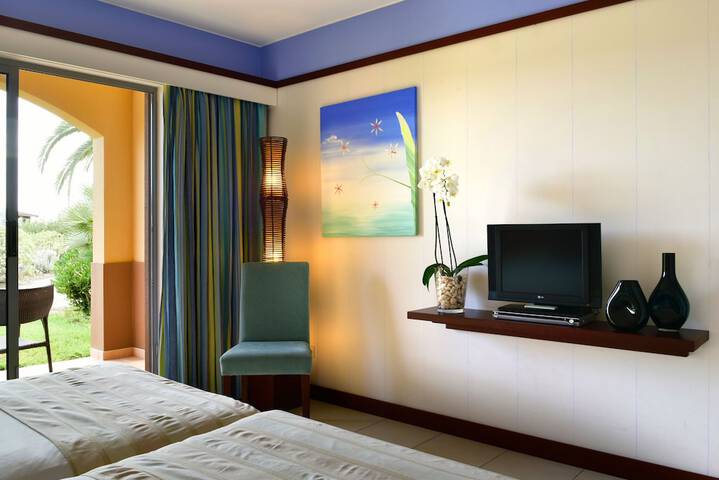 Room 10 of 47