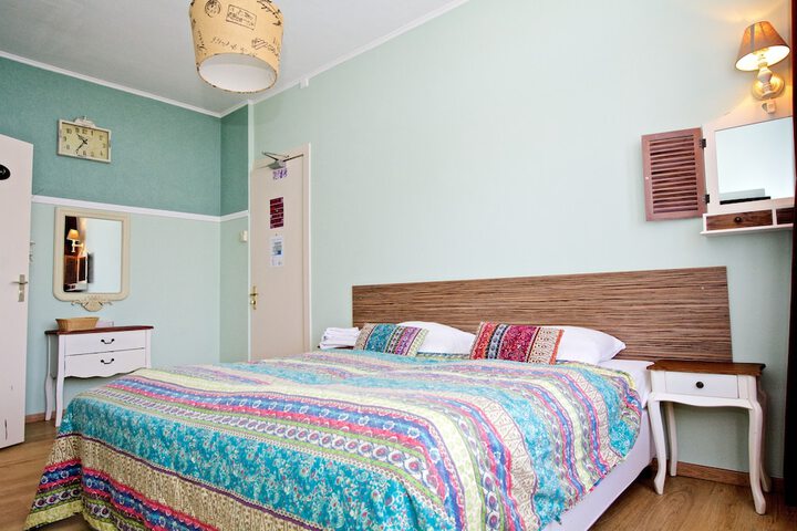 Room 6 of 64