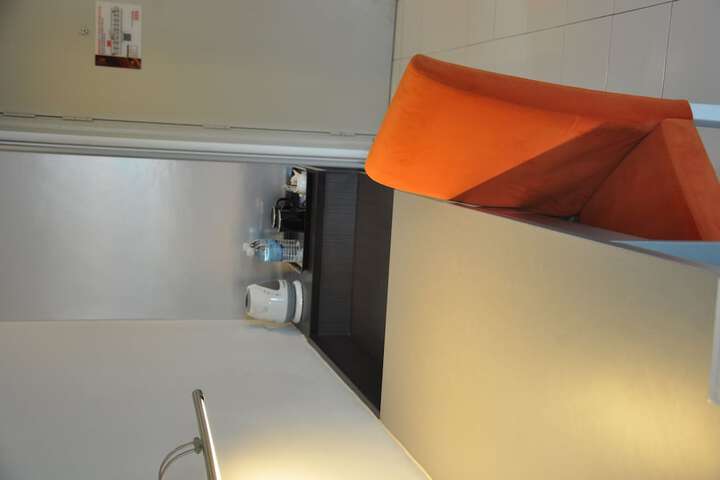 Room 26 of 75