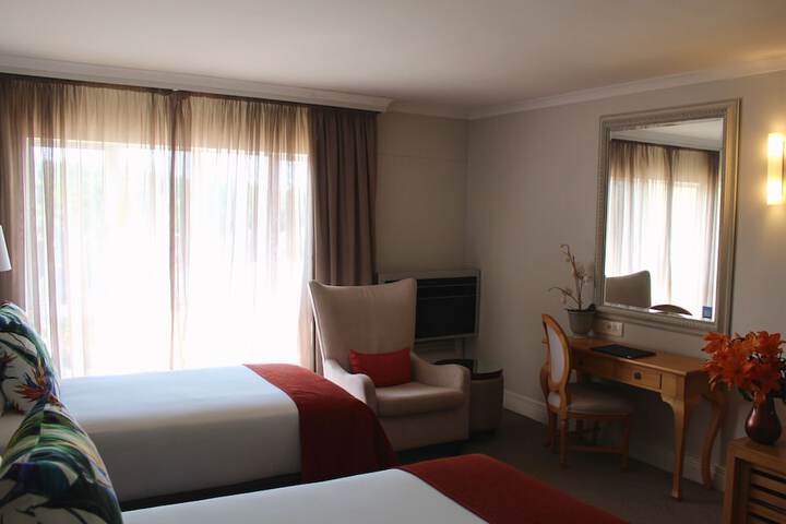 Room 6 of 61