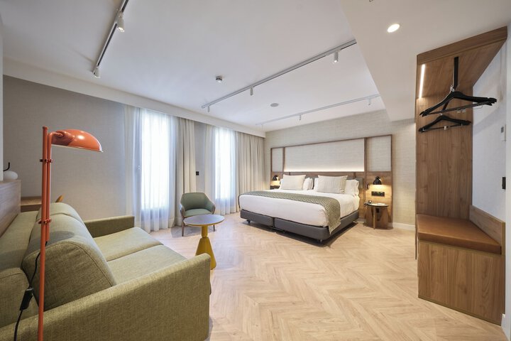 Room 30 of 88