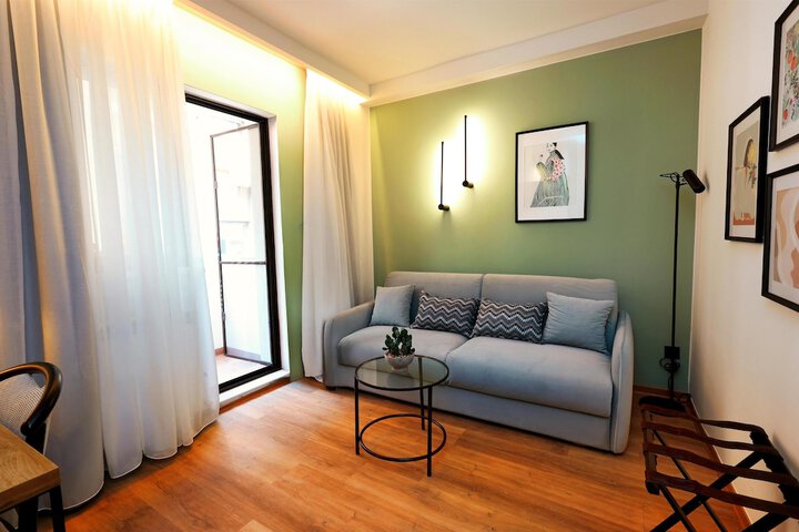 Room 41 of 88