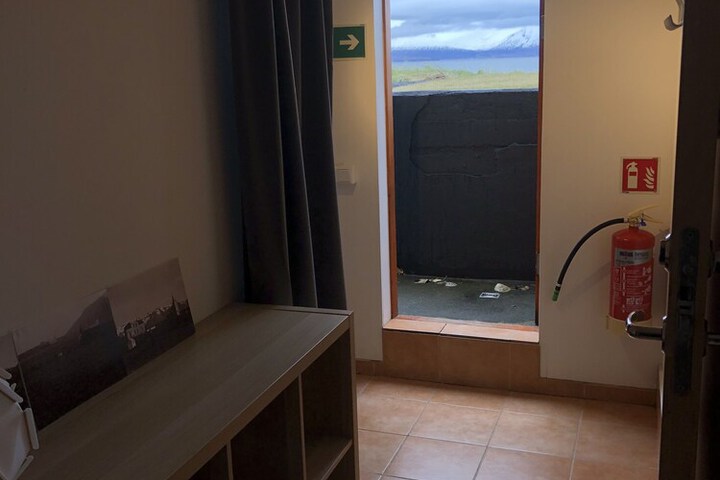 Room 4 of 56
