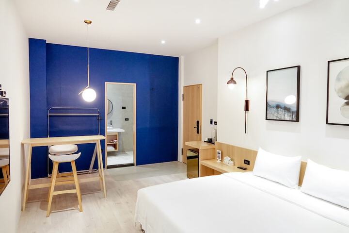 Room 60 of 145